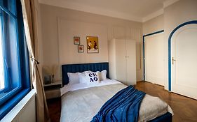 Decebal Central Studio - Elegant And Cozy Stay